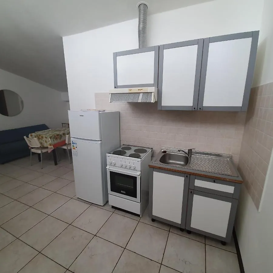 Residence Dina Rovigo 0*,